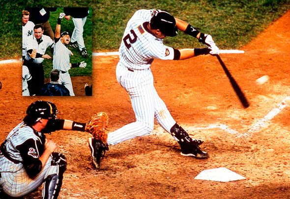 2001 WS Gm4: Jeter walks off after nine-pitch at-bat 